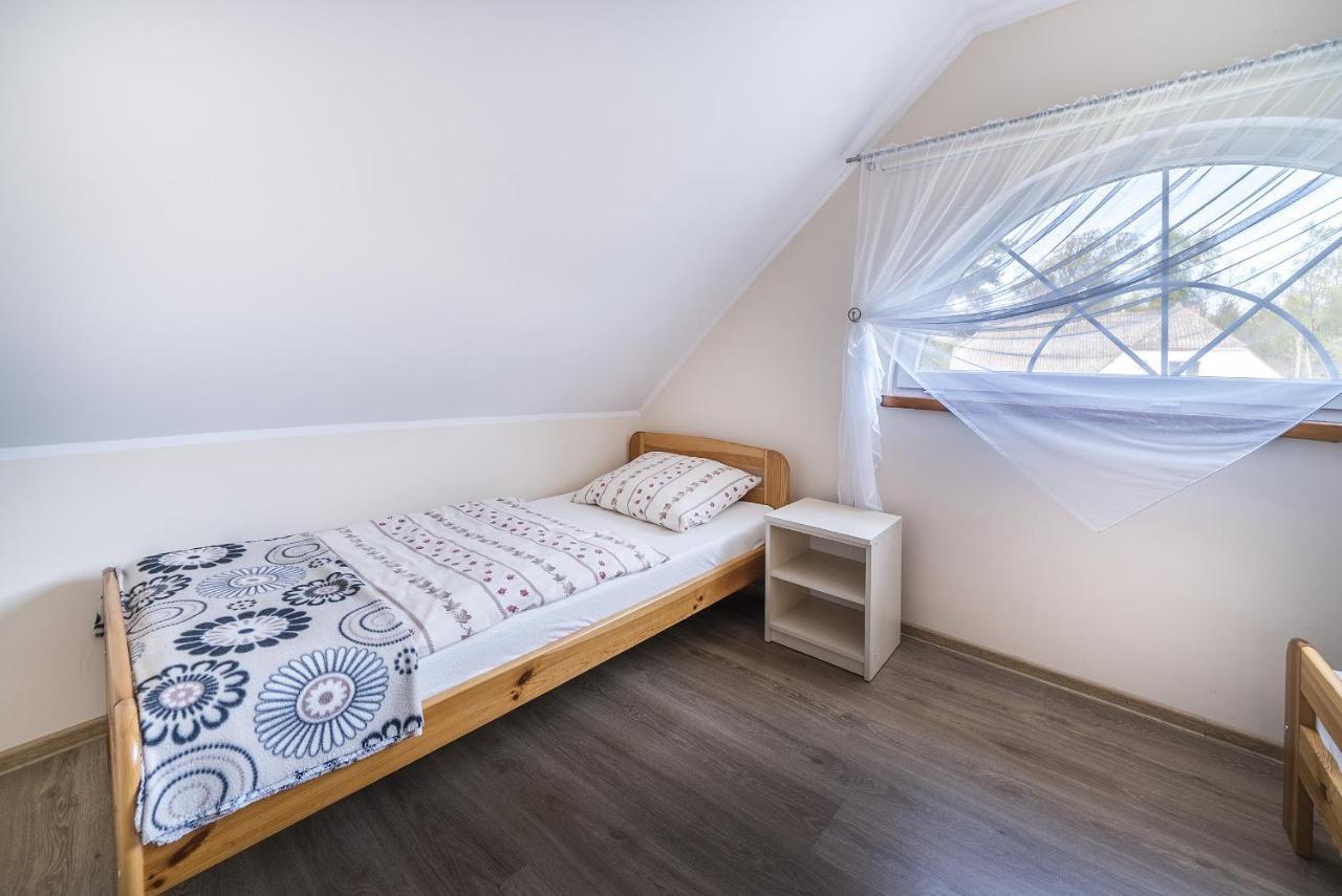 Domki Wiktor - Ostrowo - 700M Od Plazy Karwia Extérieur photo