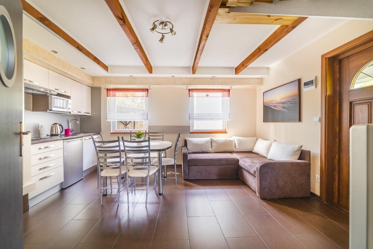 Domki Wiktor - Ostrowo - 700M Od Plazy Karwia Extérieur photo